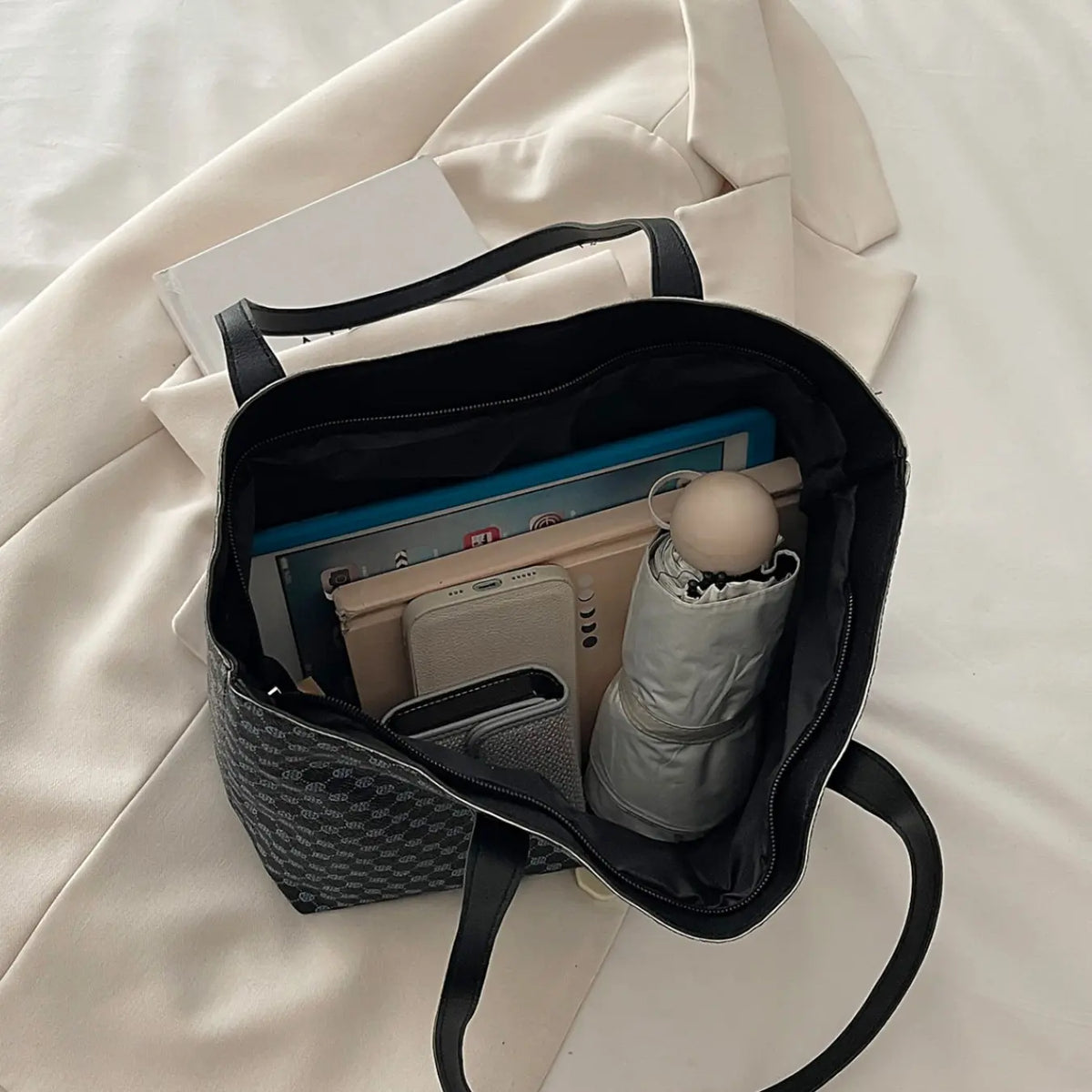 Bohemian Patterned Shoulder Tote