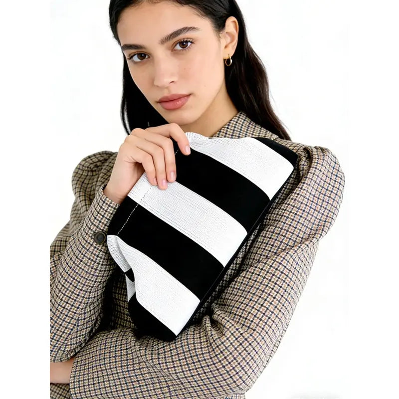 Daydream Cloud Frame Clutch