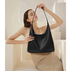 Tote hobo minimalista Susurro