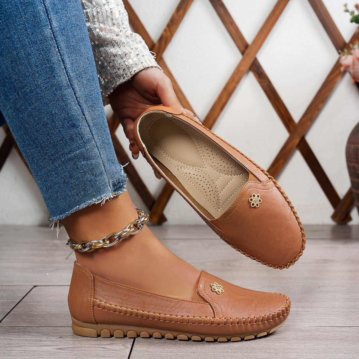 Petal Touch Stitched Loafers