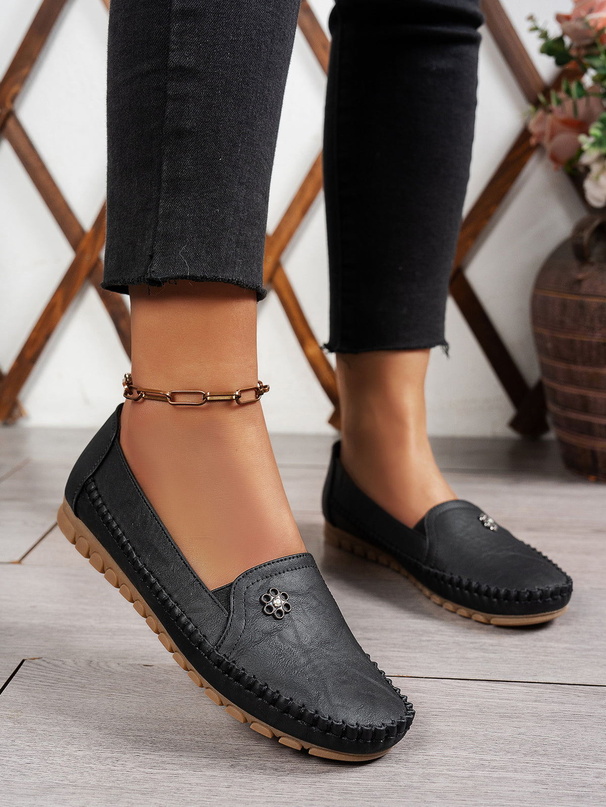 Petal Touch Stitched Loafers