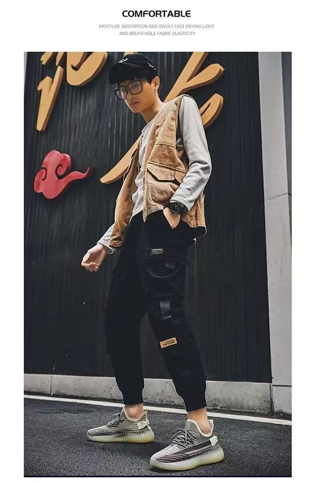 Off-Duty Knit Trainers