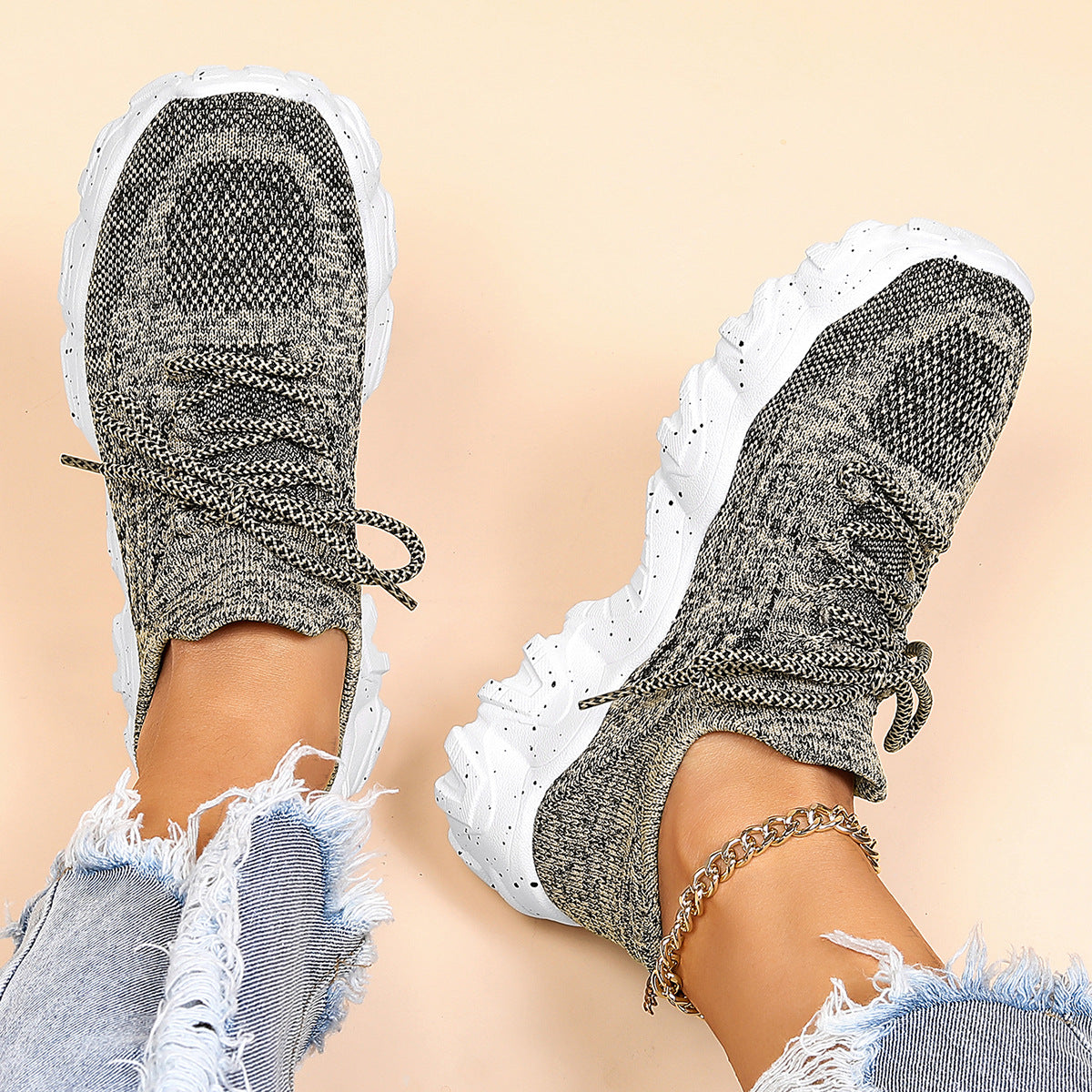 Easy Rhythm Knit Trainers
