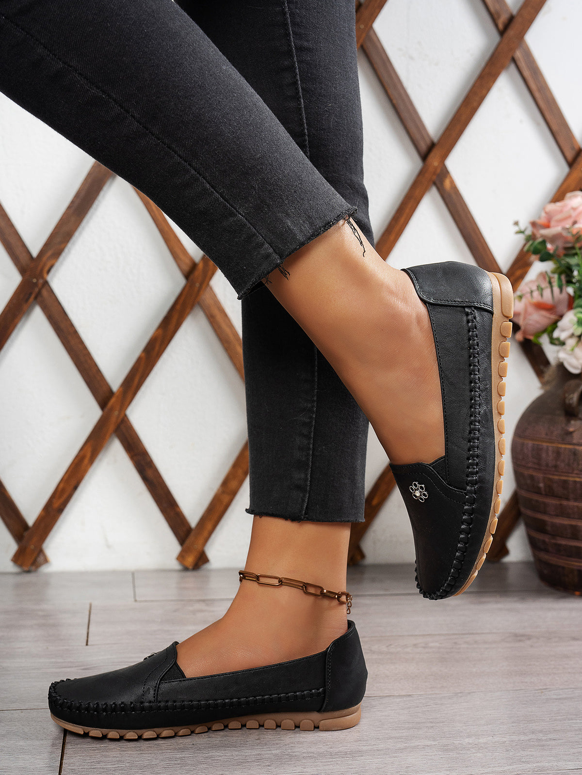 Petal Touch Stitched Loafers