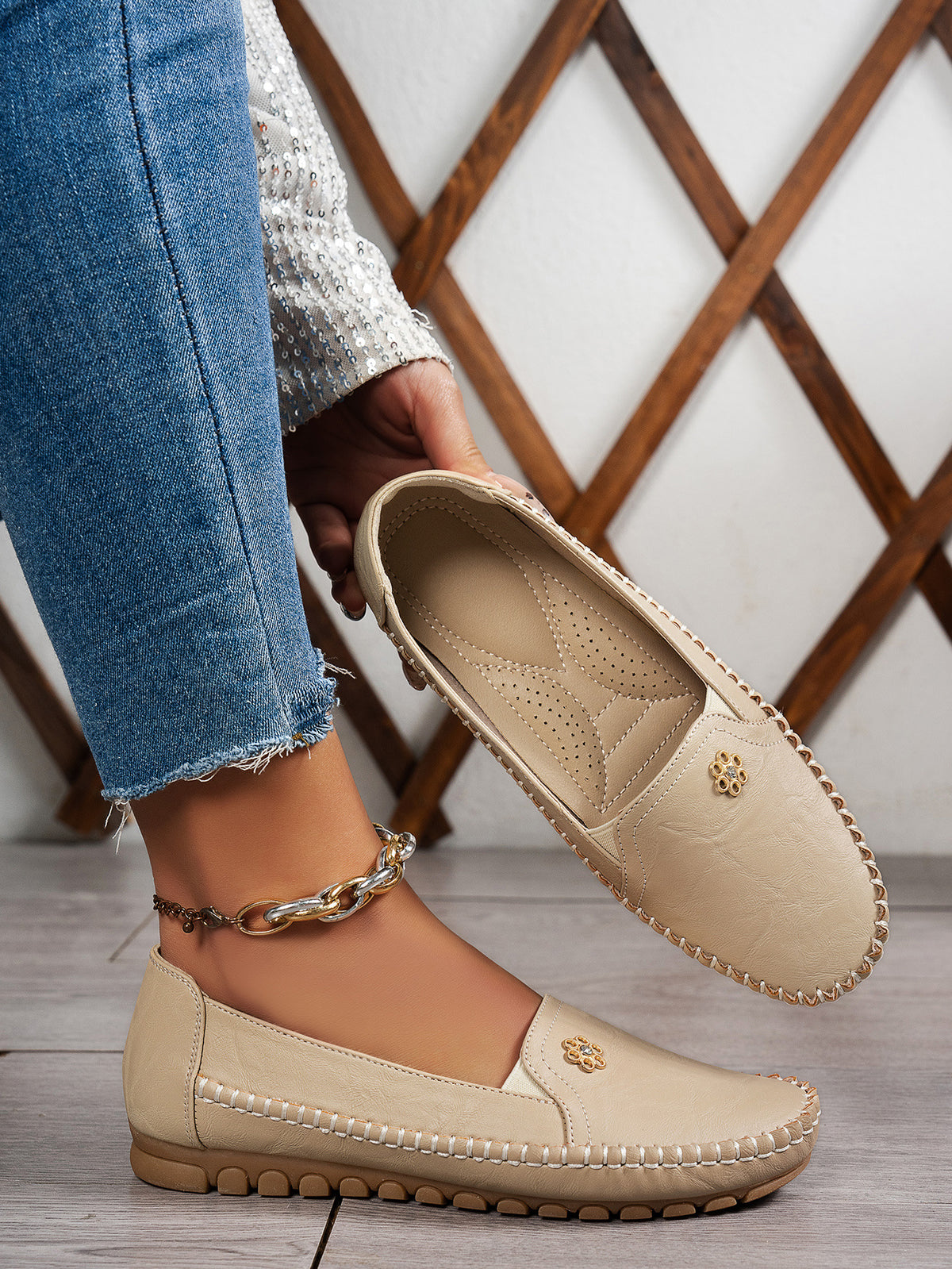Petal Touch Stitched Loafers