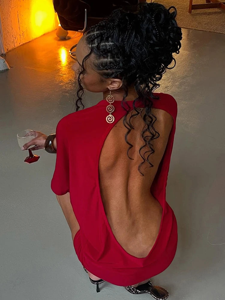 Vestido corto con espalda abierta Atrápame