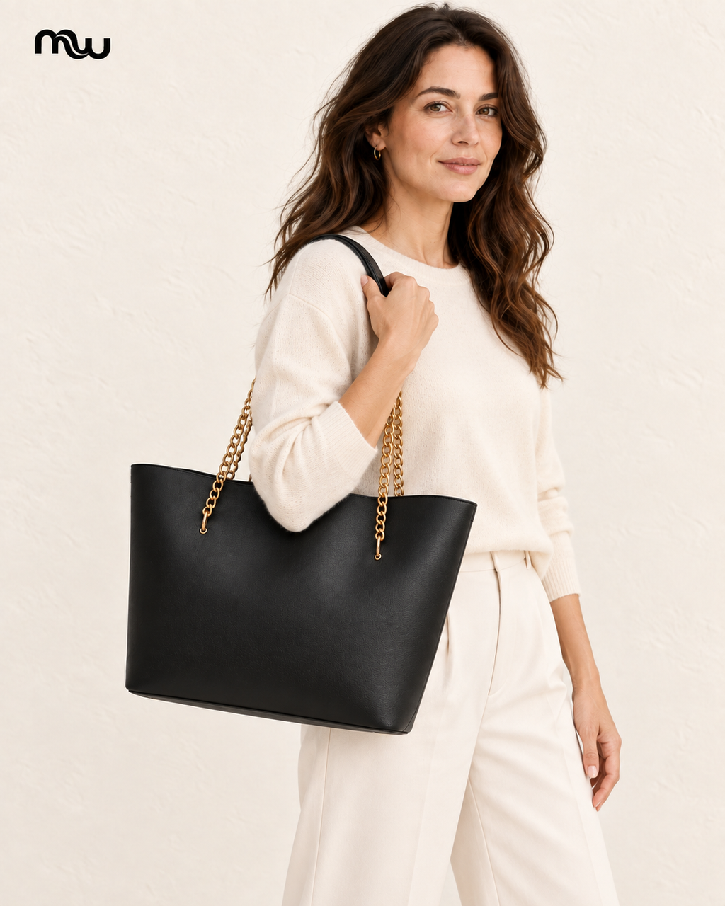 Gala Chain-Strap Tote — Moussewear lifestyle image