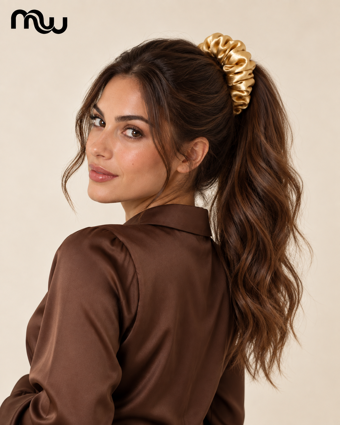 Bubbly Silk Scrunchie — Moussewear lifestyle image